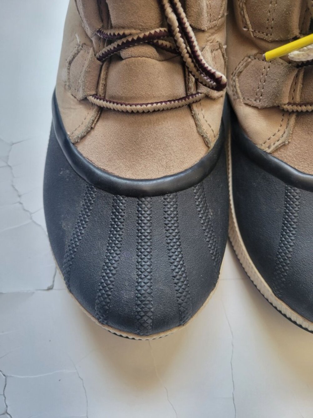 SOREL Out 'N About III Classic boots taupe suede upper black rubber Shell Sz 8.5 - Picture 3 of 9